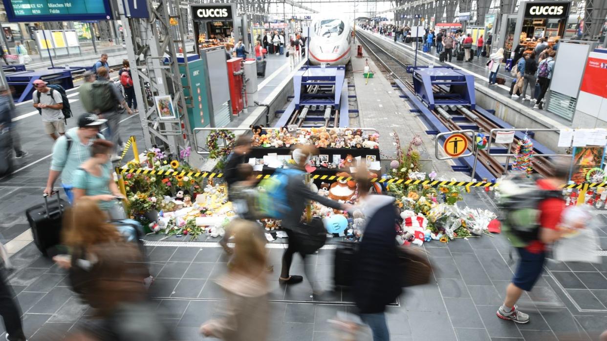 Im Prozess um die tödliche Gleisattacke am Frankfurter Hauptbahnhof wird das Urteil erwartet.