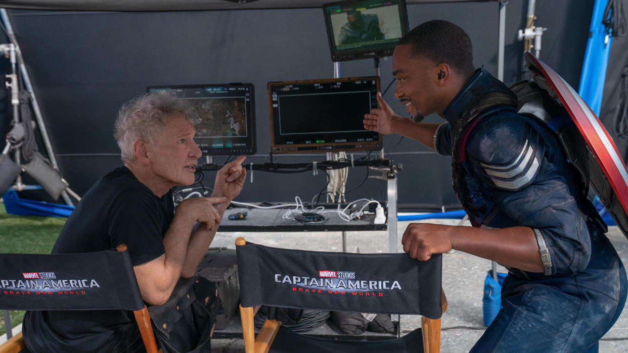  Harrison Ford and Anthony Mackie talk behind the scenes on Captain America 4 