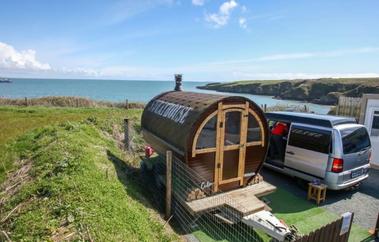 Foto de una sauna en la playa de Baginbun, cerca de Wexford, en la costa sureste de Irlanda, el 1 de abril de 2024 (Paul Faith)