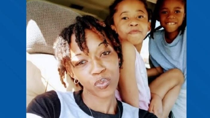 This undated picture shows Sabrina Dunigan with two of her five children. Dunigan faces charges for the deaths of all the youngsters, aged 2 to 9, who perished after their apartment caught fire. (Photo: Screenshot/KSDK)