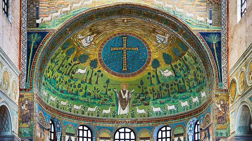 Basilica di Sant'Apollinare in Classe, Ravenna.