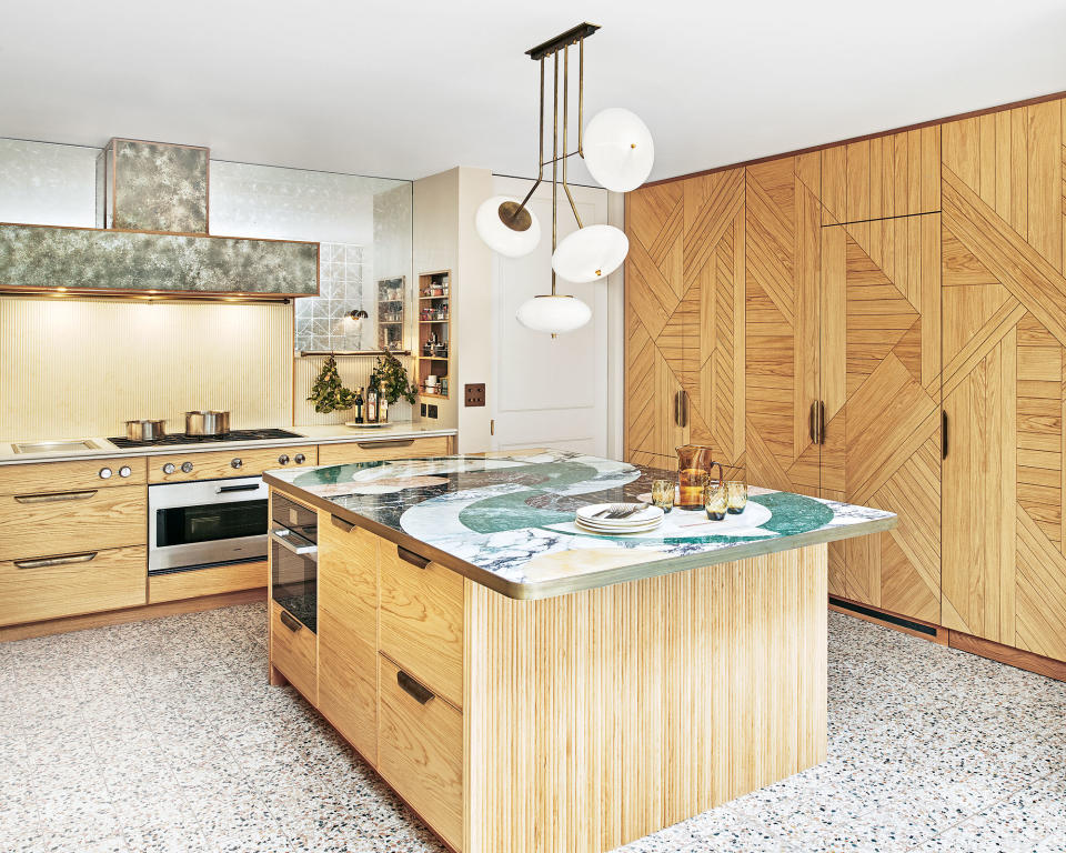 Oak cabinet kitchen ideas Ledbury