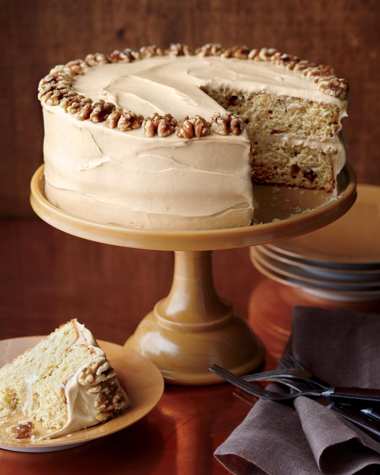 maple-walnut-cake-med107616.jpg