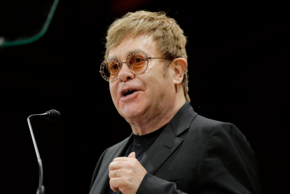 <p>EltonJohn011220.jpg</p> (AP)