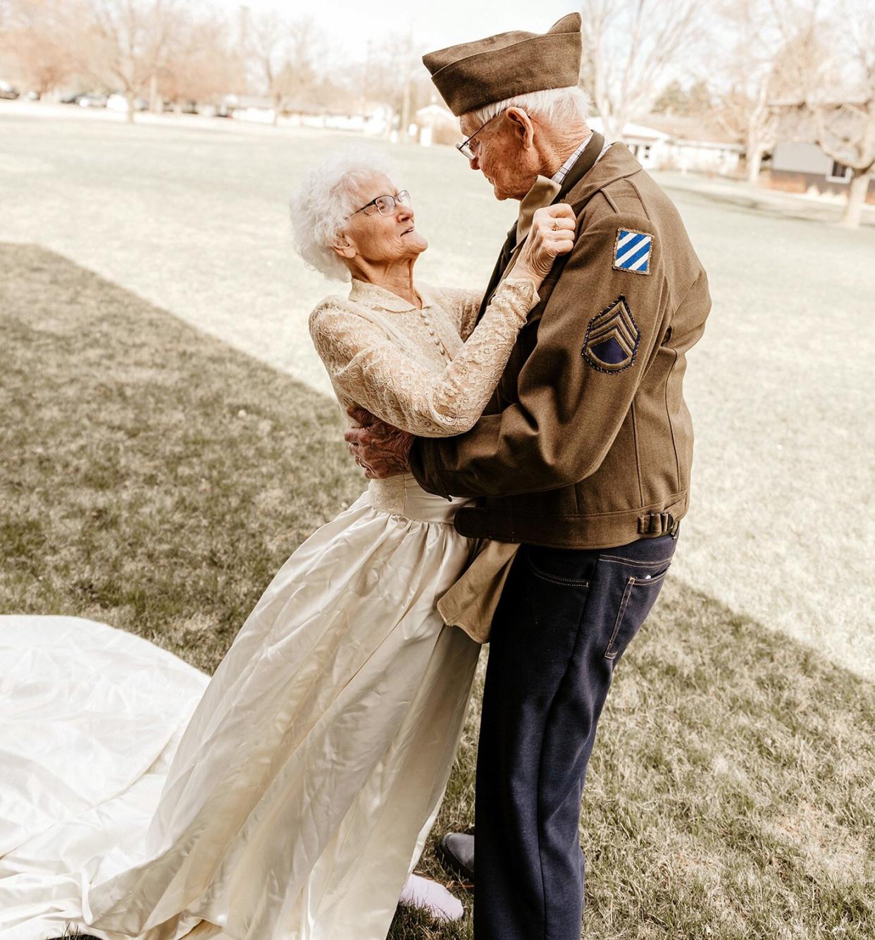 Couple celebrates 70th Anniversary