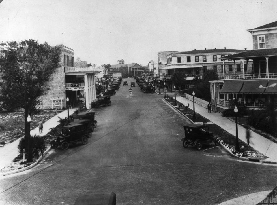 Lower Main Street as it looked around the time Bacon took office.