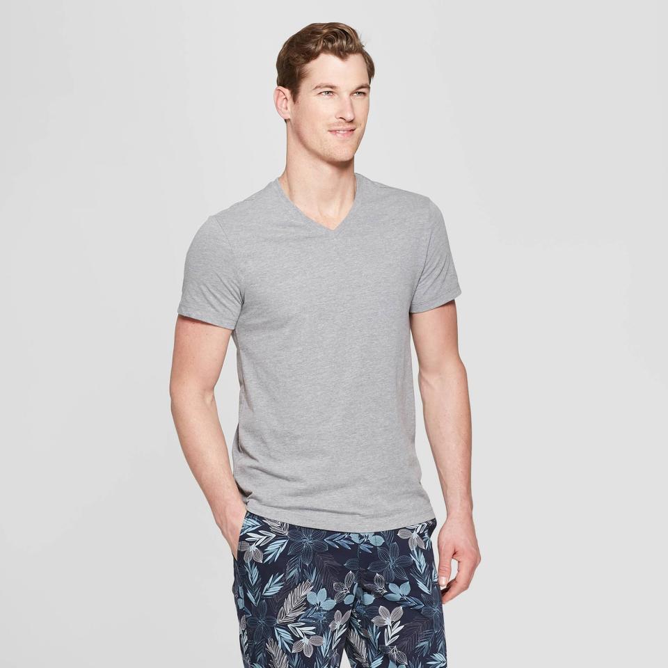 Goodfellow Short Sleeve V-Neck Perfect T-Shirt