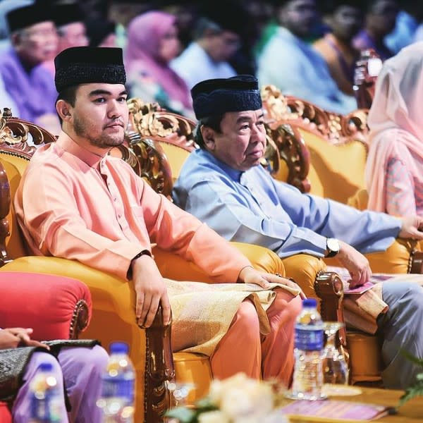 sultan, agong, keluarga diraja malaysia, TMJ, yang di-pertuan agong, putera raja, puteri raja, kerabat diraja