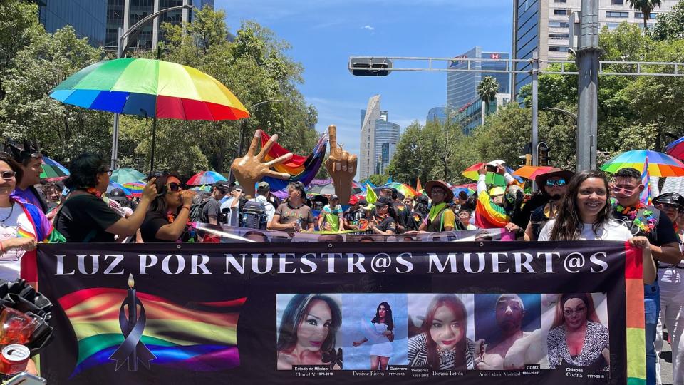 Protestas contra los asesinatos de personas LGBT+ en México. Foto: Ana Estrada.