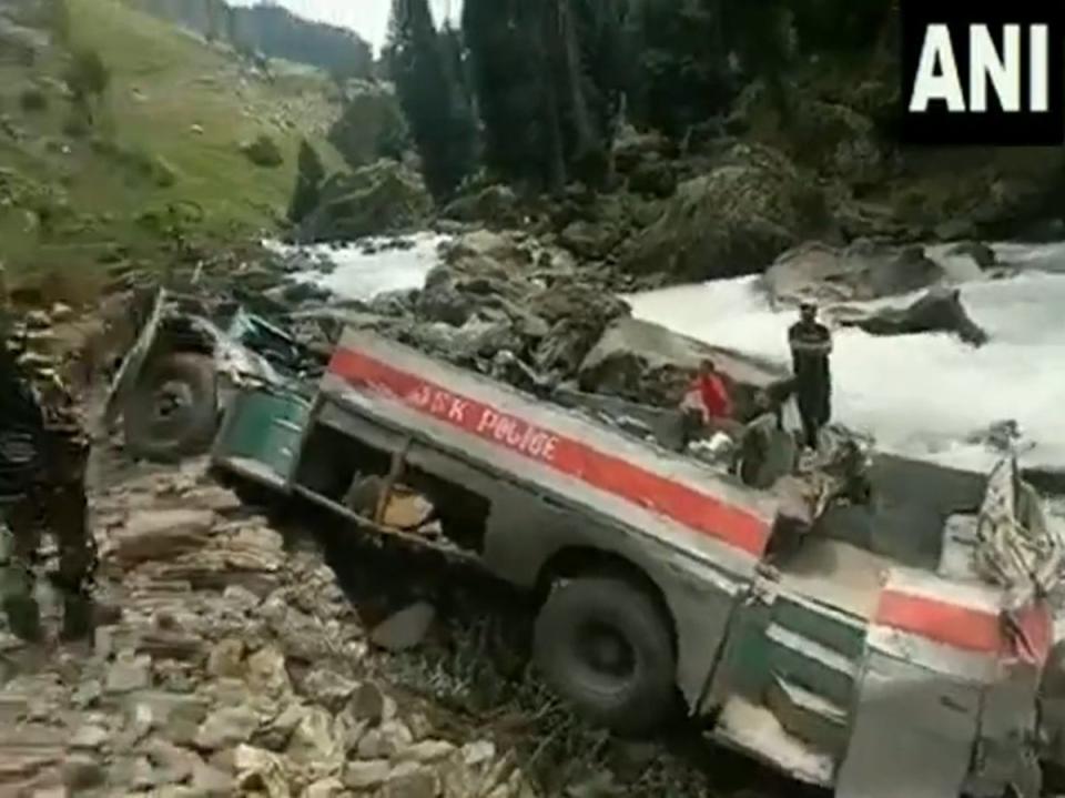 Seven soldiers of Indian army were killed after bus carrying paramilitary soldiers in Indian-controlled Kashmir skidded off a mountain road and rolled into a river (ANI)