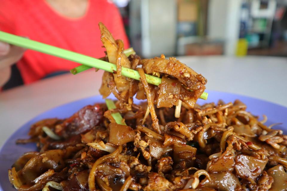 armenianstreet - noodles closeup