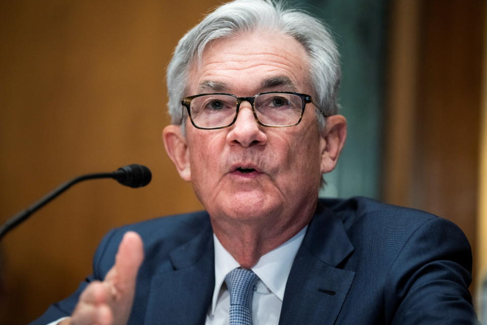 El presidente de la Fed, Jerome Powell, testifica durante la audiencia del Comité Bancario del Senado titulada