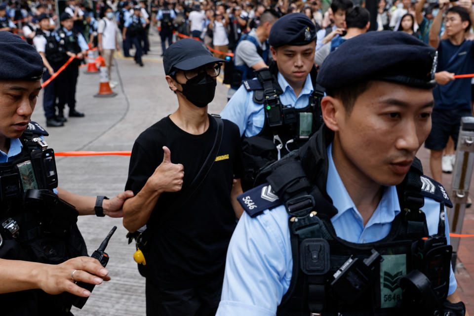 在一份追蹤社會、經濟和政治自由的人權報告中，中國的國家安全保護和集會權得分吊車尾，為全球表現最差的國家；近年來，香港在人權評量倡議組織的人權指數中不斷下降。（路透社資料照）