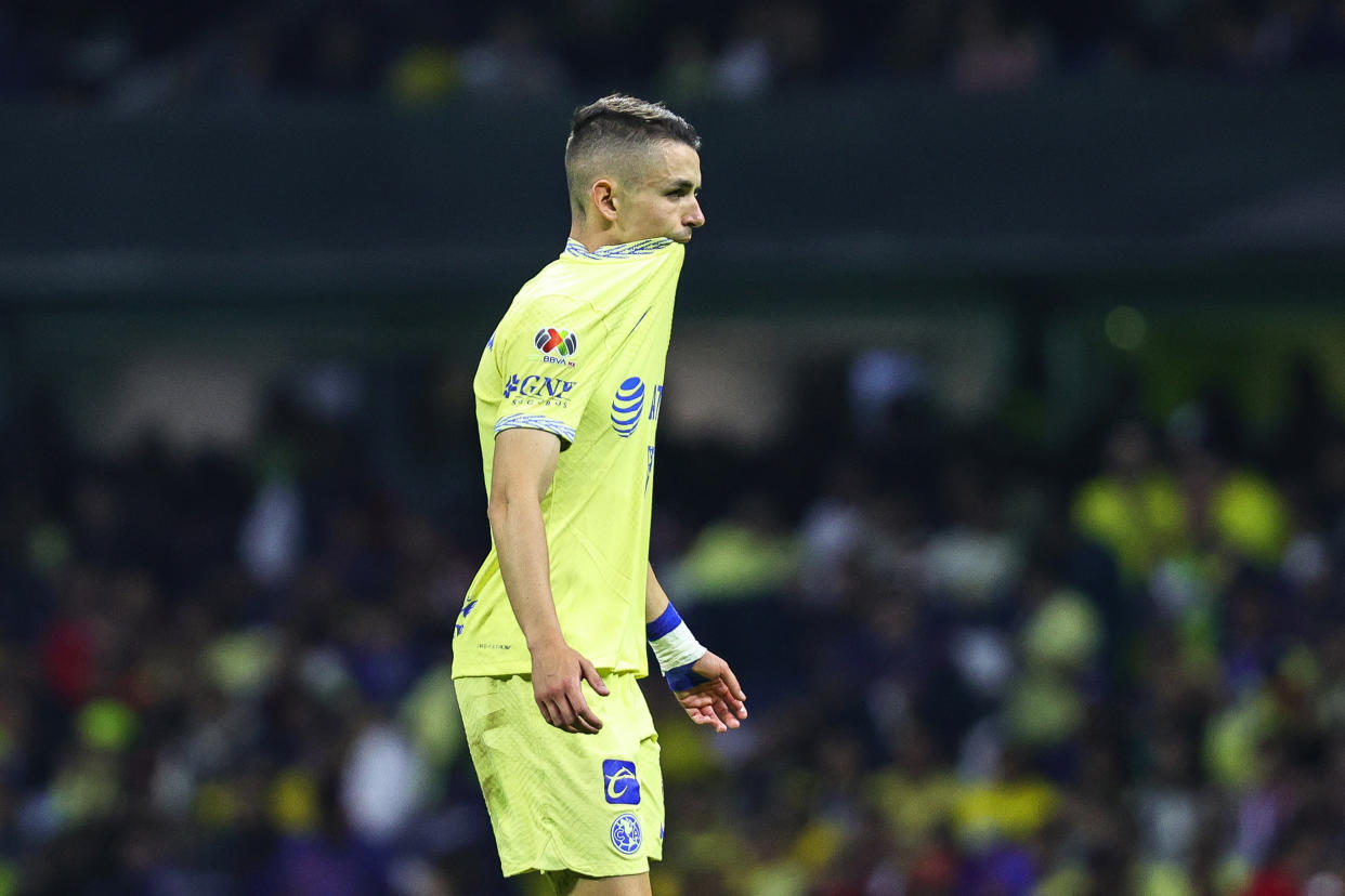 Álvaro Fidalgo salió expulsado del encuentro frente a Chivas en la semifinal de vuelta de la Liga MX ( Foto de: Manuel Velasquez/Getty Images)