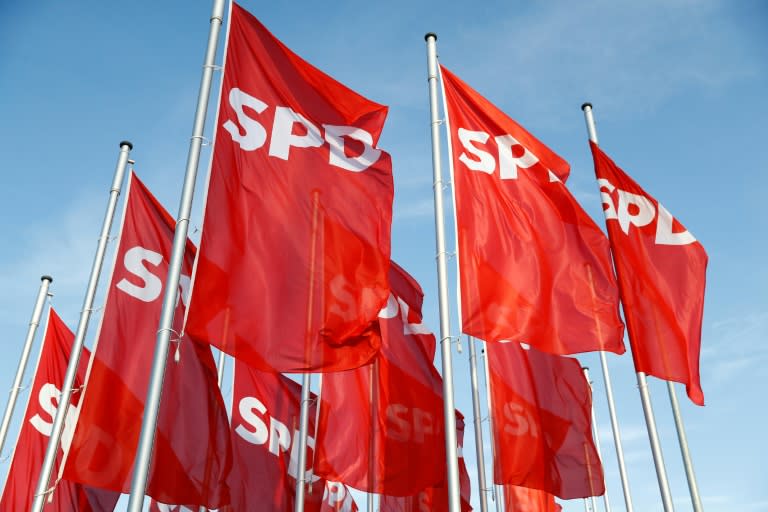 SPD-Generalsekretär Kevin Kühnert hat nach der Wahlniederlage seiner Partei vom Sonntag eine Schärfung des sozialdemokratischen Profils angekündigt. Viele, die die SPD gewählt haben, "wollen und deutlich stärker kämpfen sehen", sagte er am Montag. (Odd ANDERSEN)