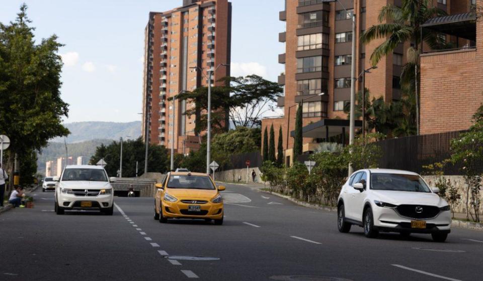 Usuarios de Medellín pueden solicitar taxi a través de la aplicación de Uber, gracias a su alianza con TaxExpress.