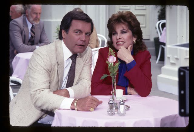 <p>ABC Photo Archives/Disney General Entertainment Content via Getty</p> Robert Wagner and Stefanie Powers in 'Hart to Hart'