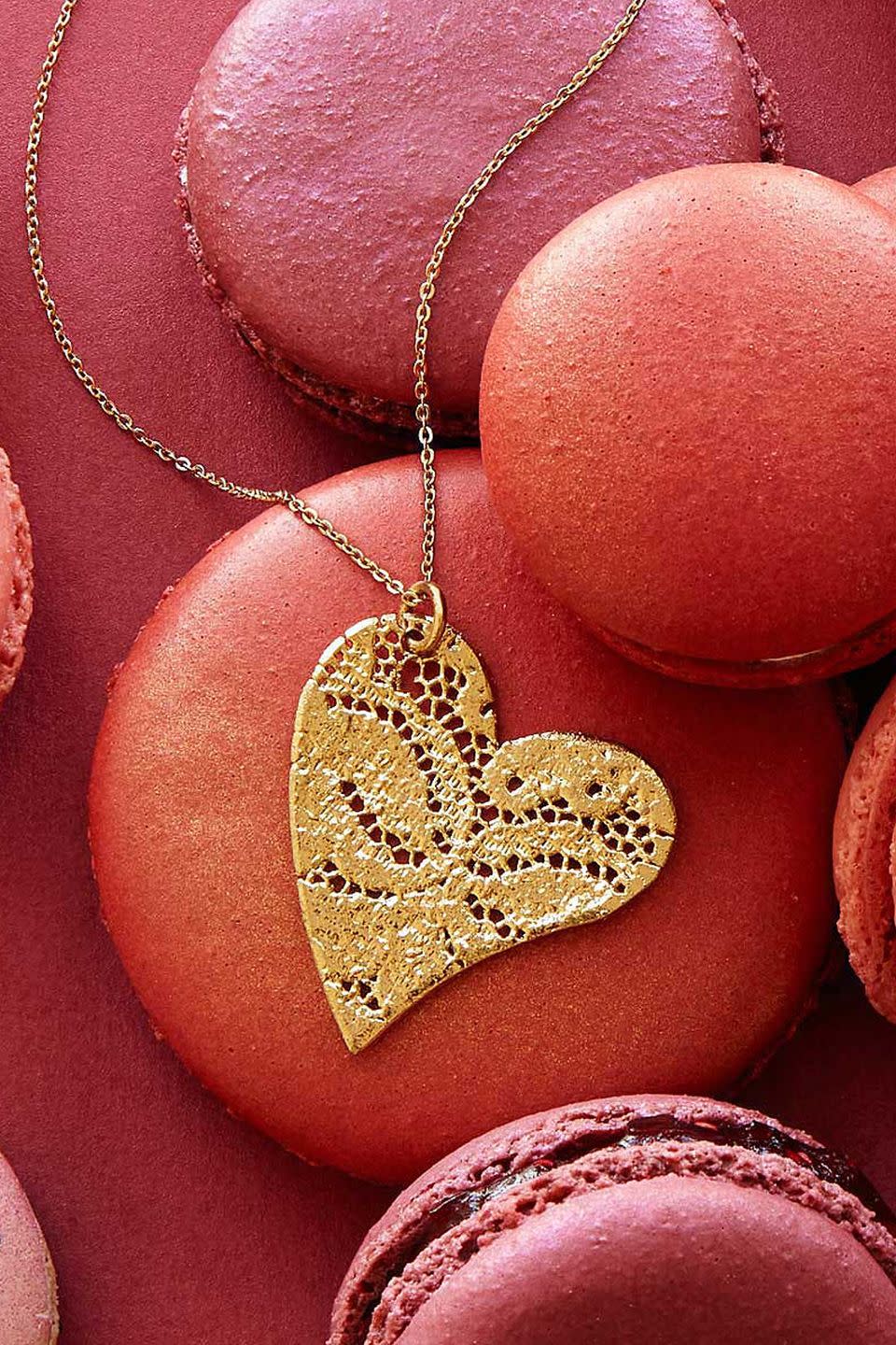 Precious Dipped Lace Heart Necklace