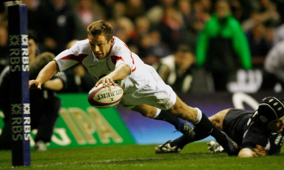 England’s Jonny Wilkinson touches down in the corner in 2007.