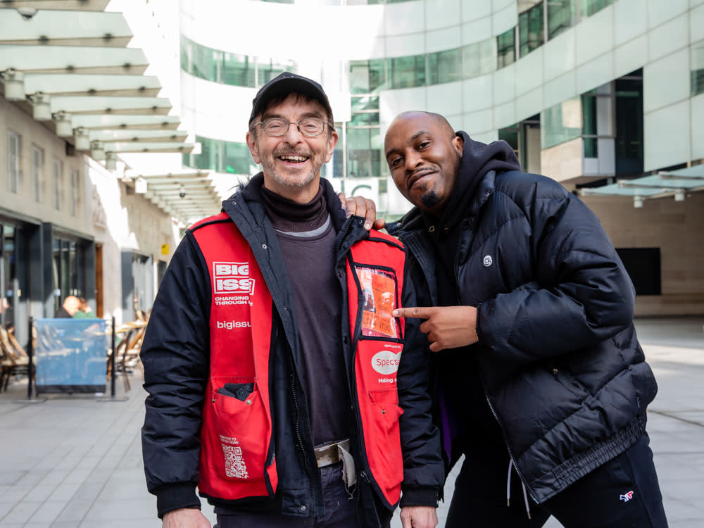 Dane Baptiste with Big Issue vendor George Anderson (Louise Haywood-Schiefer/PA)