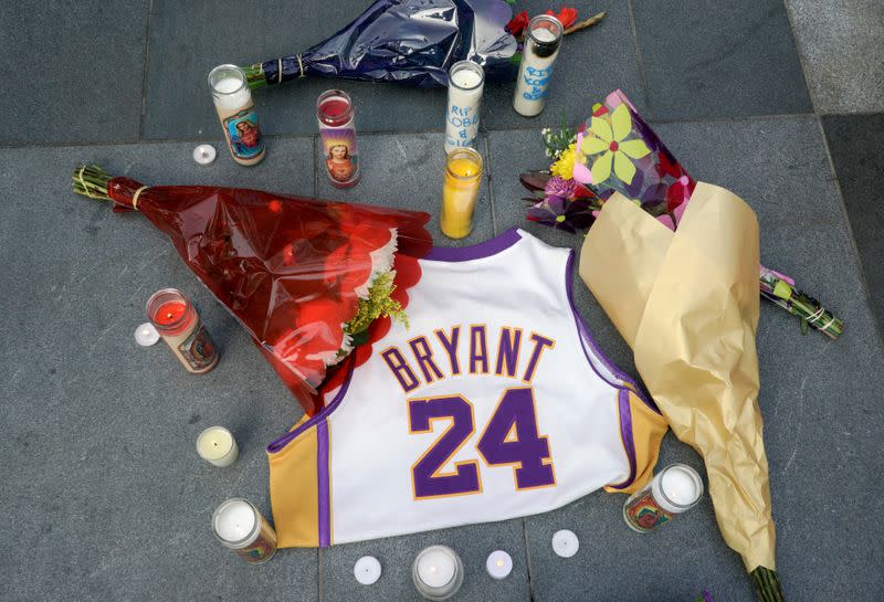 Mourners gather near Staples Center to pay respects to Bryant in Los Angeles