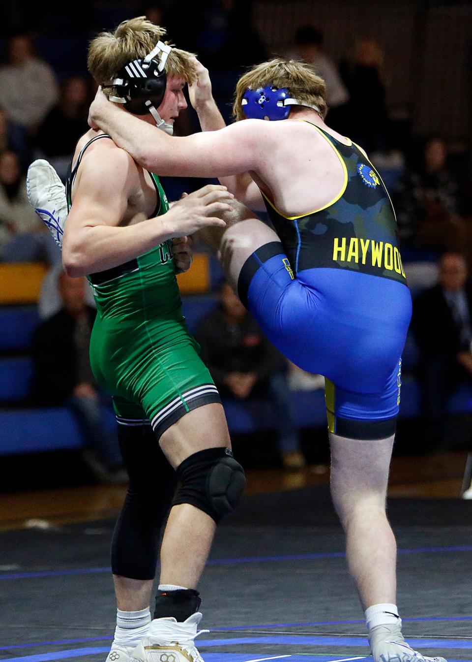 Clear Fork High School’s Luke Schlosser wrestles Ontario High School’s Dalton Haywood during their 175lbs match during the dual match Friday, Feb. 2, 2024 at Ontario High School. TOM E. PUSKAR/MANSFIELD NEWS JOURNAL