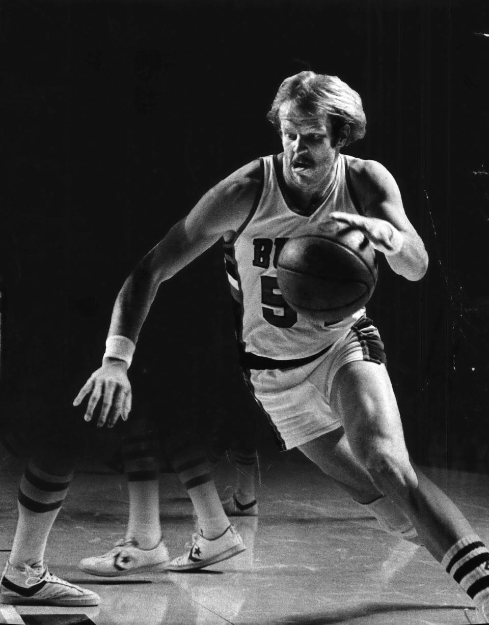 1977 first-round pick: Kent Benson from Indiana University. Hustling Kent Benson drove around Houston's Kevin Kunnert. Former Bucks center Kent Benson will be greeting old friends and dealing with not-always-pleasant memories when his new team, the Detroit Pistons, plays here tonight.