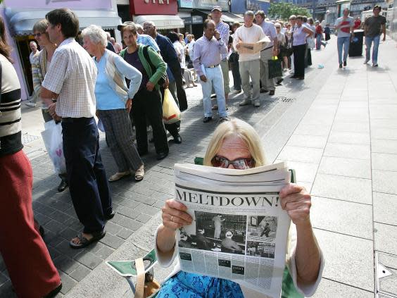 The first run on a British bank in 150 years: Northern Rock customers queue to get out their cash in 2007 (Getty)