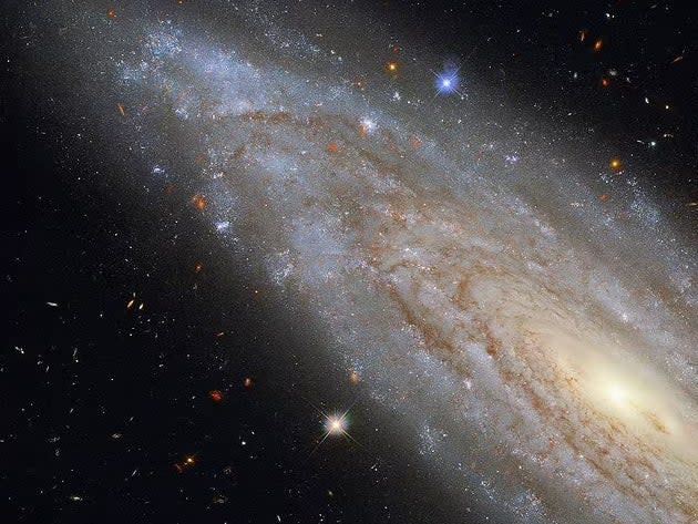 NGC 3254, una galaxia Seyfert a 118 millones de años luz de la Tierra. La imagen fue capturada por el telescopio espacial Hubble de la NASA. (NASA)