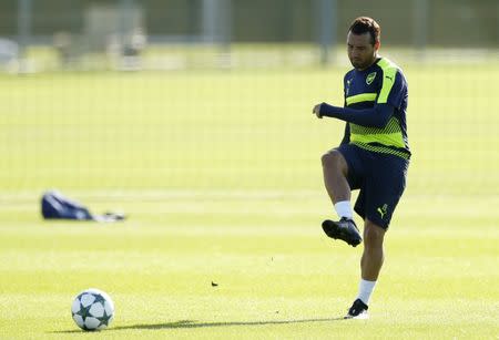 Britain Soccer Football - Arsenal Training - Arsenal Training Ground - 18/10/16 Arsenal's Santi Cazorla during training Action Images via Reuters / Andrew Couldridge Livepic EDITORIAL USE ONLY.