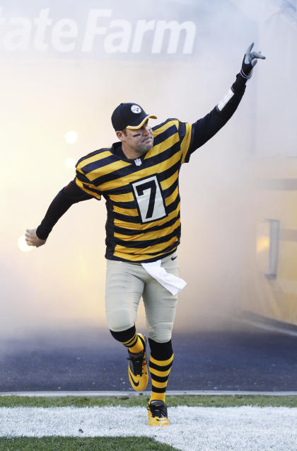 Ben Roethlisberger, dressed to thrill (Charles LeClaire-USA TODAY Sports)