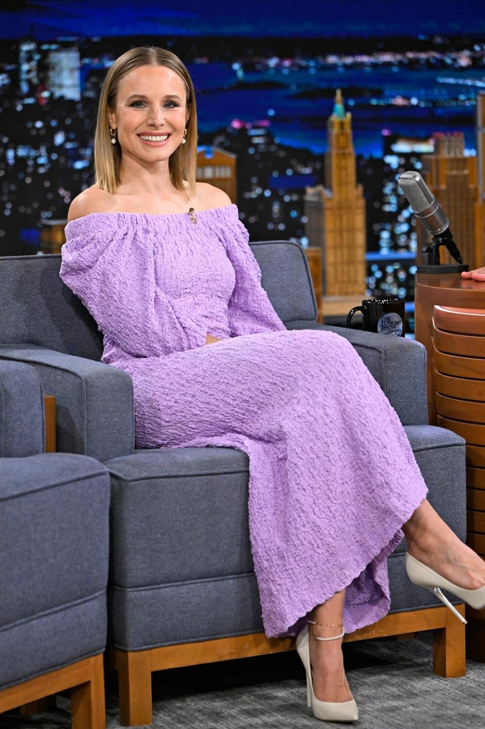 THE TONIGHT SHOW STARRING JIMMY FALLON -- Episode 1674 -- Pictured: Actress Kristen Bell during an interview on Monday, June 20, 2022