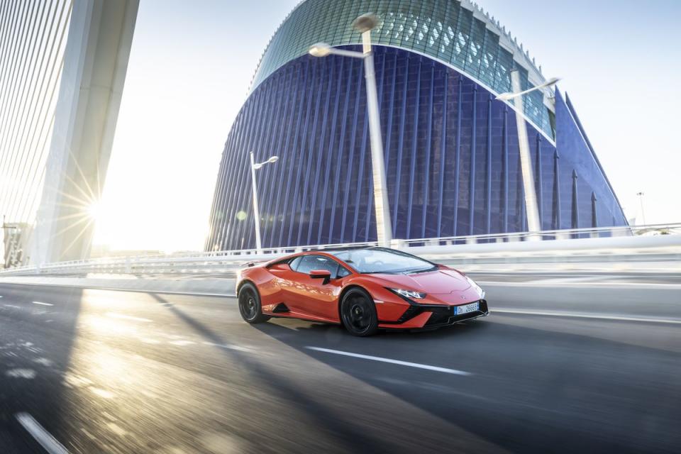 2023 Lamborghini Huracán Tecnica - Photos From Every Angle