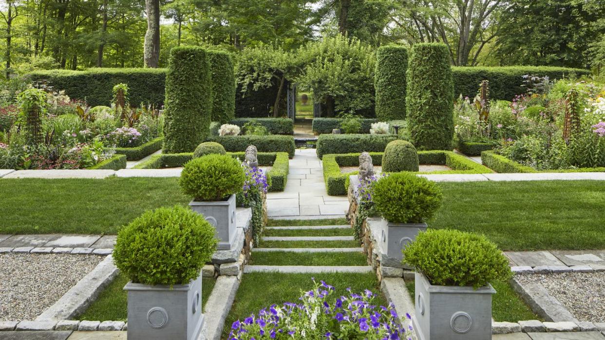 bunny williams connecticut sunken garden