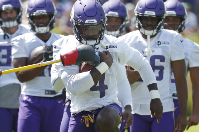 Minnesota Vikings tight end Irv Smith runs up field after making a  reception during the second half of an NFL football game against the Oakland  Raiders, Sunday, Sept. 22, 2019, in Minneapolis. (