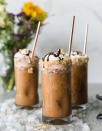 <p>Vous pouvez remplacer le chocolat noir par du chocolat au lait ou blanc selon vos préférences.</p><p>Découvrir la <a href="https://www.spicesinmydna.com/mocha-coconut-iced-coffees/" rel="nofollow noopener" target="_blank" data-ylk="slk:recette;elm:context_link;itc:0;sec:content-canvas" class="link ">recette</a></p><br><br><a href="https://www.elle.fr/Elle-a-Table/Les-dossiers-de-la-redaction/Dossier-de-la-redac/Iced-coffee#xtor=AL-541" rel="nofollow noopener" target="_blank" data-ylk="slk:Voir la suite des photos sur ELLE.fr;elm:context_link;itc:0;sec:content-canvas" class="link ">Voir la suite des photos sur ELLE.fr</a><br><h3> A lire aussi </h3><ul><li><a href="https://www.elle.fr/Elle-a-Table/Les-dossiers-de-la-redaction/Dossier-de-la-redac/50-cocktails-pour-feter-l-ete#xtor=AL-541" rel="nofollow noopener" target="_blank" data-ylk="slk:Voici les 35 meilleurs cocktails de l'été;elm:context_link;itc:0;sec:content-canvas" class="link ">Voici les 35 meilleurs cocktails de l'été</a></li><li><a href="https://www.elle.fr/Elle-a-Table/Les-dossiers-de-la-redaction/News-de-la-redaction/Tendances-cocktails-3117493#xtor=AL-541" rel="nofollow noopener" target="_blank" data-ylk="slk:Tendances cocktails : que siroter cet été ?;elm:context_link;itc:0;sec:content-canvas" class="link ">Tendances cocktails : que siroter cet été ?</a></li><li><a href="https://www.elle.fr/Elle-a-Table/Les-dossiers-de-la-redaction/Dossier-de-la-redac/7-cocktails-sans-alcool-qui-n-en-ont-pas-l-air#xtor=AL-541" rel="nofollow noopener" target="_blank" data-ylk="slk:Comment faire une recette de cocktail sans alcool ?;elm:context_link;itc:0;sec:content-canvas" class="link ">Comment faire une recette de cocktail sans alcool ?</a></li><li><a href="https://www.elle.fr/Elle-a-Table/Les-dossiers-de-la-redaction/News-de-la-redaction/Cocktail-legumes-3132952#xtor=AL-541" rel="nofollow noopener" target="_blank" data-ylk="slk:6 cocktails aux légumes à essayer d'urgence;elm:context_link;itc:0;sec:content-canvas" class="link ">6 cocktails aux légumes à essayer d'urgence</a></li><li><a href="https://www.elle.fr/Astro/Horoscope/Quotidien#xtor=AL-541" rel="nofollow noopener" target="_blank" data-ylk="slk:Consultez votre horoscope sur ELLE;elm:context_link;itc:0;sec:content-canvas" class="link ">Consultez votre horoscope sur ELLE</a></li></ul>