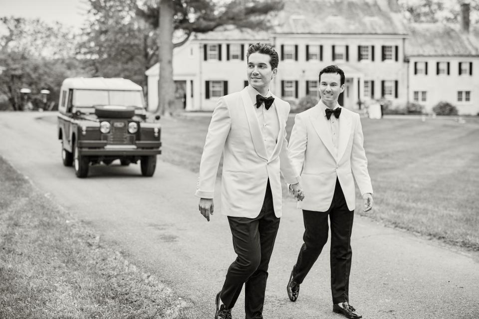 Eric Goldie & Jeremy Batoff's Gilded Wedding in the Maryland Countryside