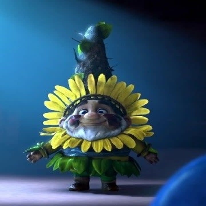 Benny the gnome from Disney's Gnomeo and Juliet wearing a sunflower