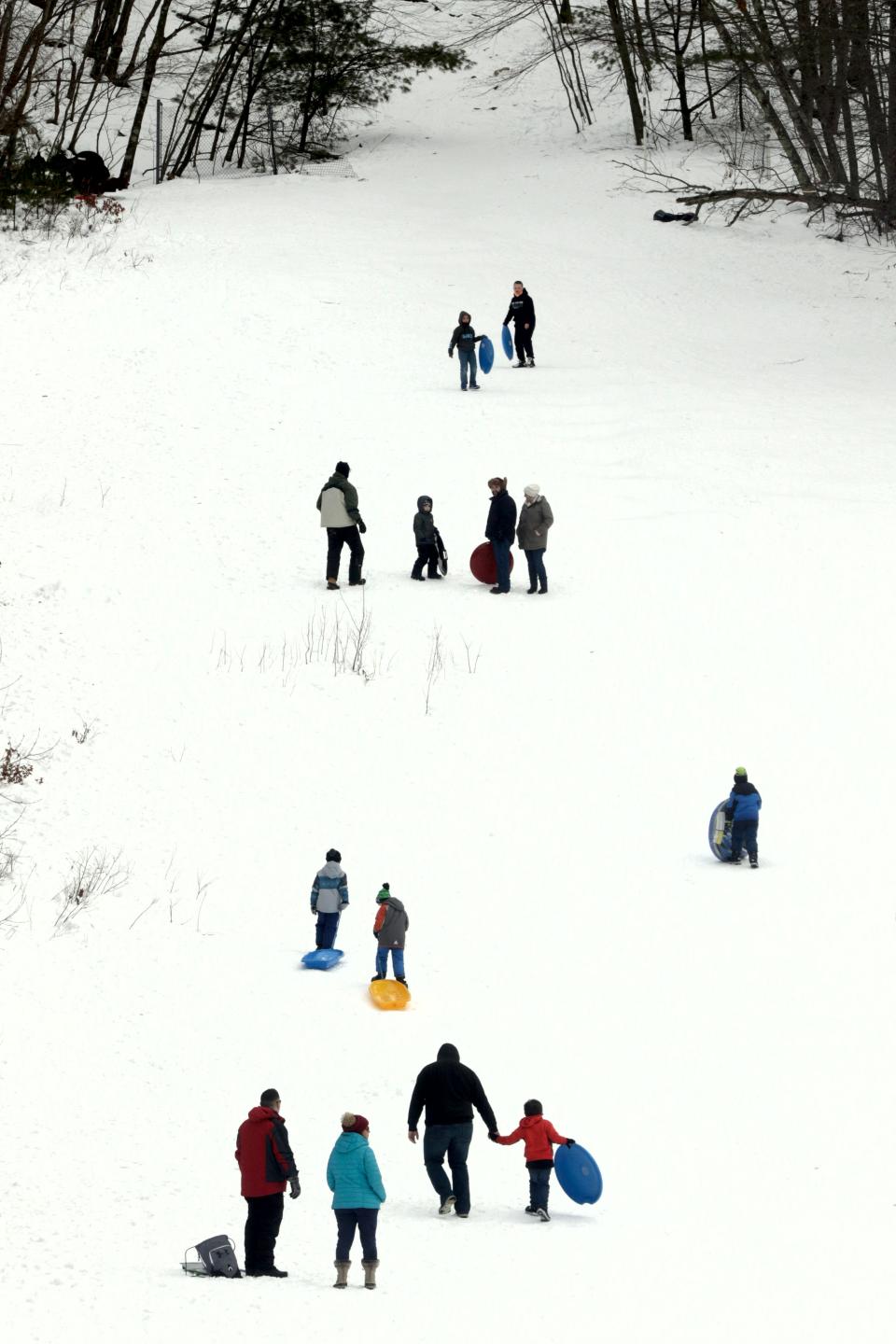 The ski attractions are long gone, but families still enjoy sledding at Cumberland's Diamond Hill Park.