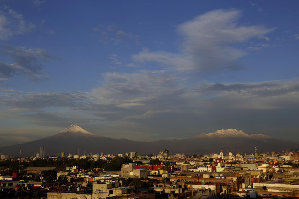 Popocatépetl emite 160 exhalaciones de baja intensidad