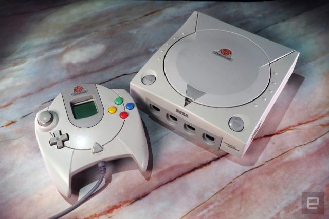 Sega Dreamcast Console