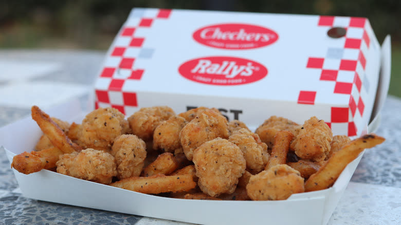 Checkers & Rally's food