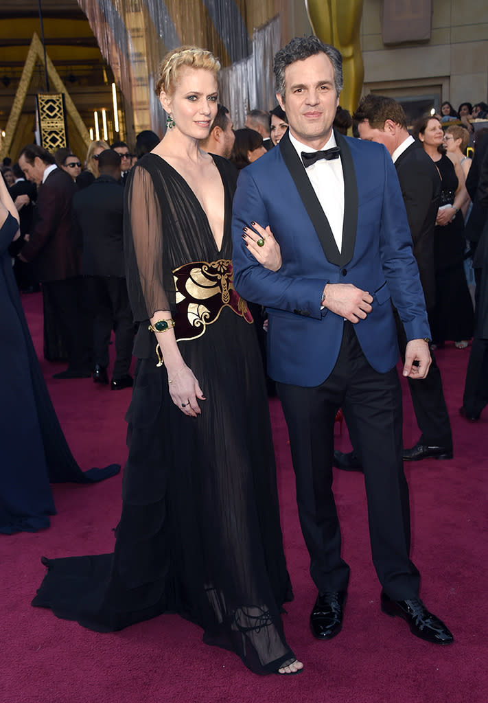 Sunrise Coigney and Mark Ruffalo attend the 88th Annual Academy Awards at the Dolby Theatre on February 28, 2016, in Hollywood, California.