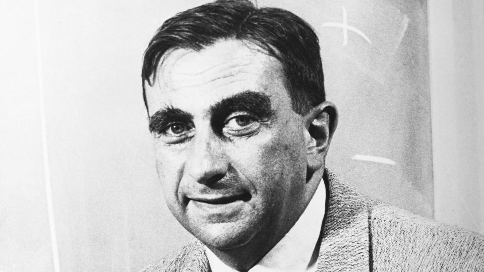 edward teller near chalkboard