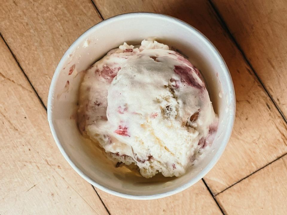 scoop of baseball nut ice cream from baskin robbins