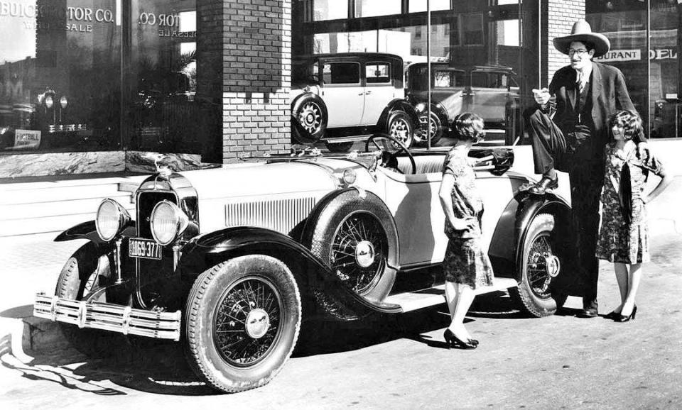 Jack Erlich in front of the Buick Motor Co., El Paso.