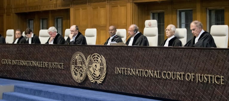Les juges de la Cour internationale de justice le 19 avril 2017 à La Haye