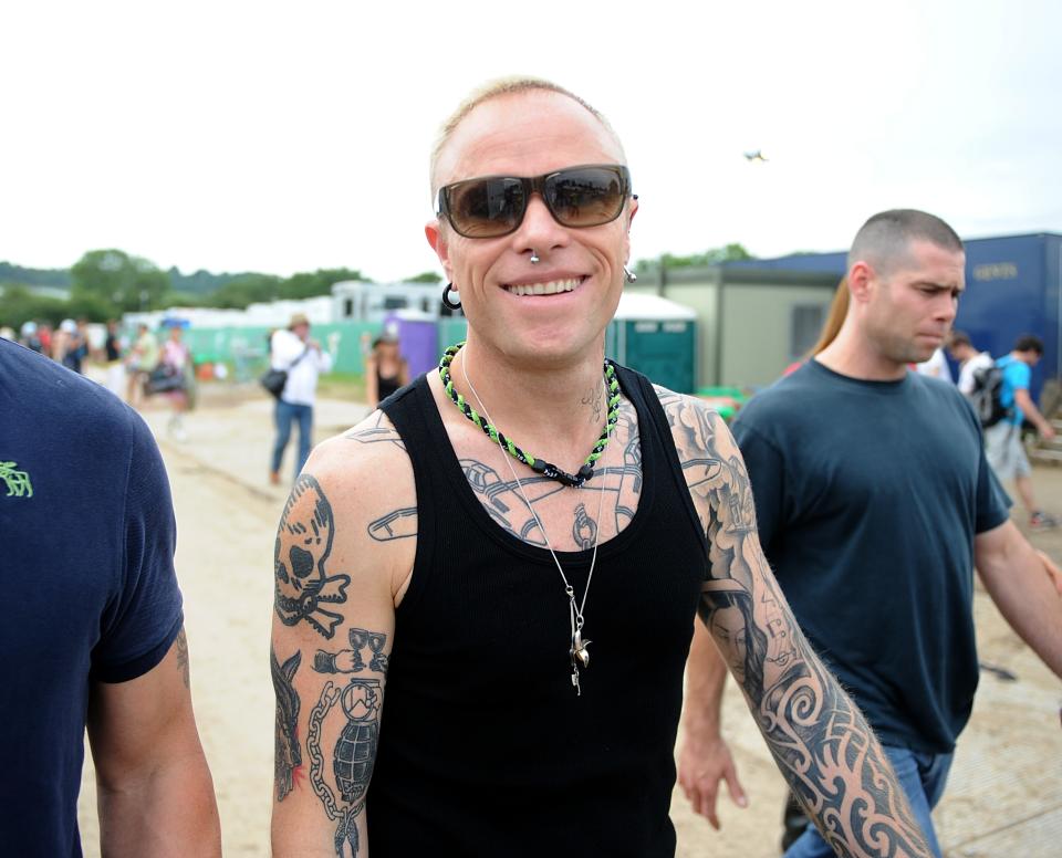 Flint, who was described by his bandmates as an ‘iconic performer’, at 2009 Glastonbury Festival in 2009 (PA)