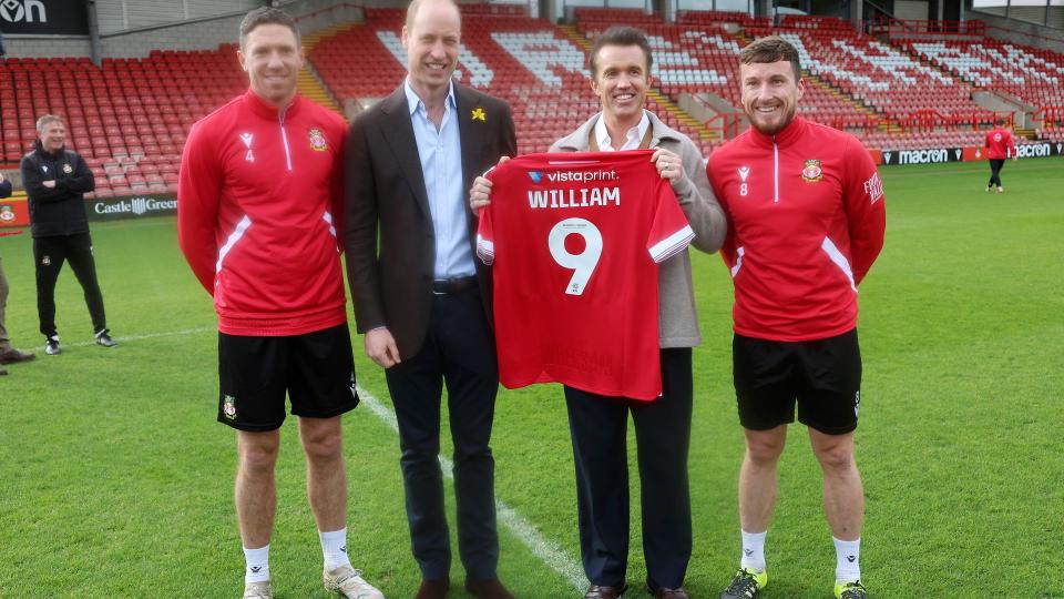 Prince William given Wrexham AFC shirt