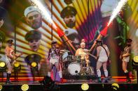 Let 3 de Croacia durante los ensayos generales para la gran final del Festival de la Canción Eurovisión en Liverpool, Inglaterra, el viernes 12 de mayo de 2023. (AP Foto/Martin Meissner)